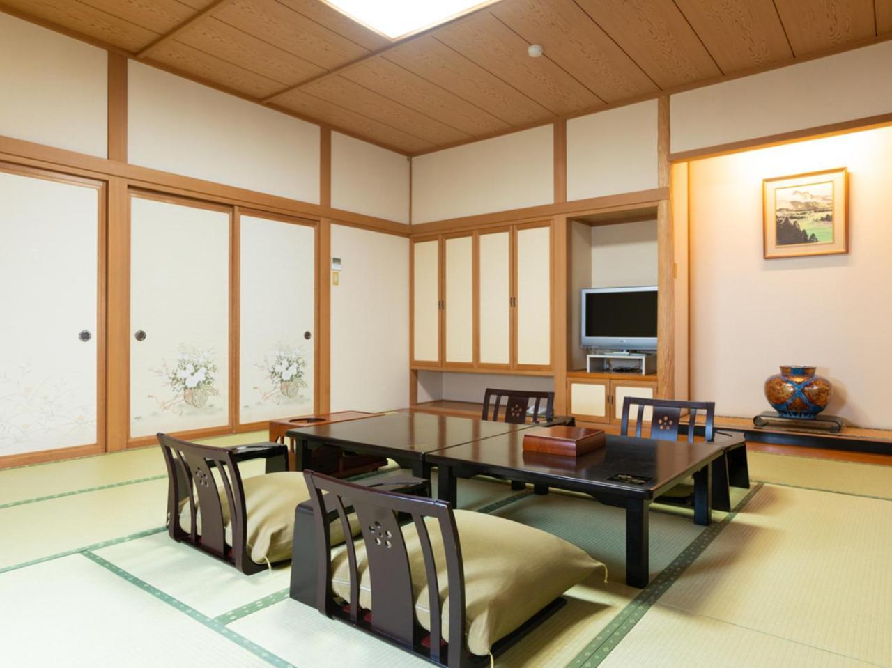 Sakadojo Hotel Minamiuonuma Екстериор снимка