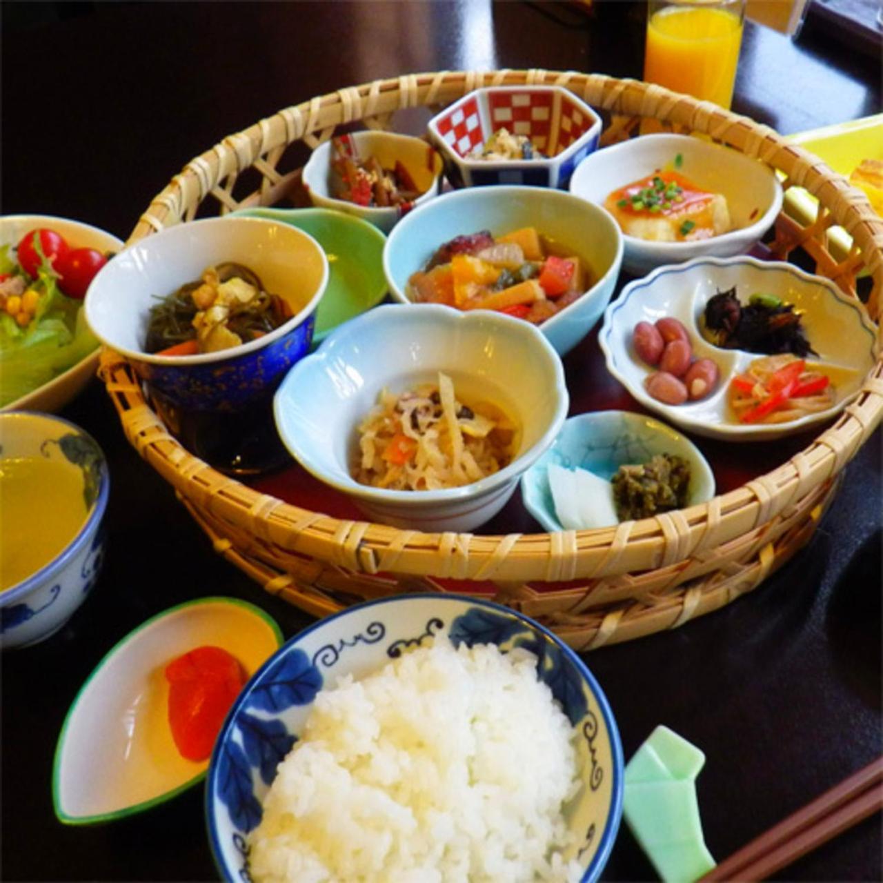 Sakadojo Hotel Minamiuonuma Екстериор снимка