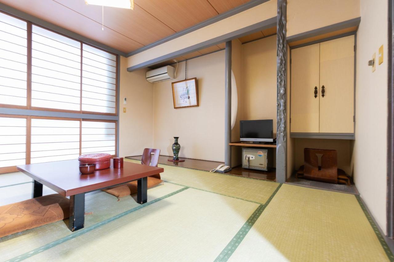 Sakadojo Hotel Minamiuonuma Екстериор снимка