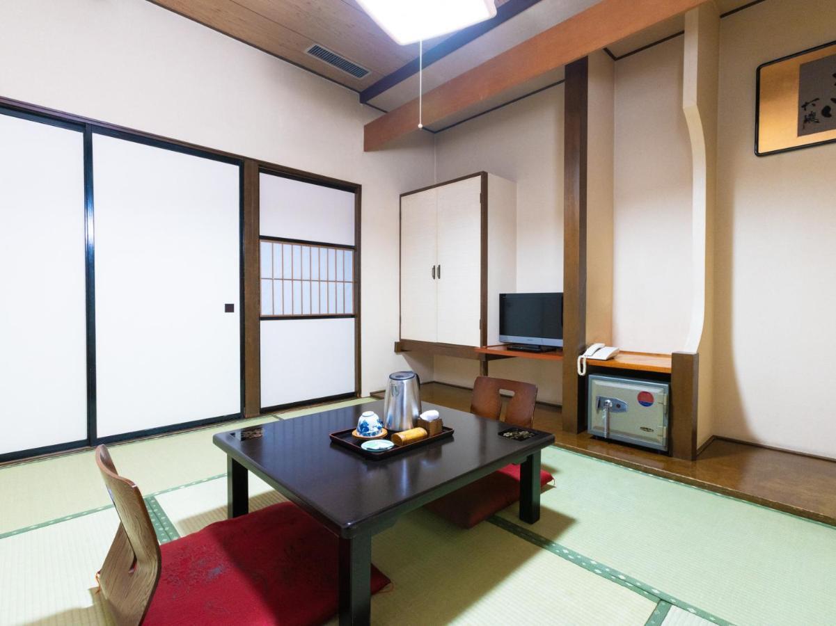 Sakadojo Hotel Minamiuonuma Екстериор снимка