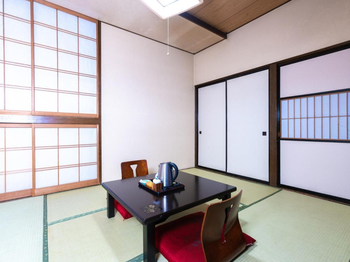 Sakadojo Hotel Minamiuonuma Екстериор снимка