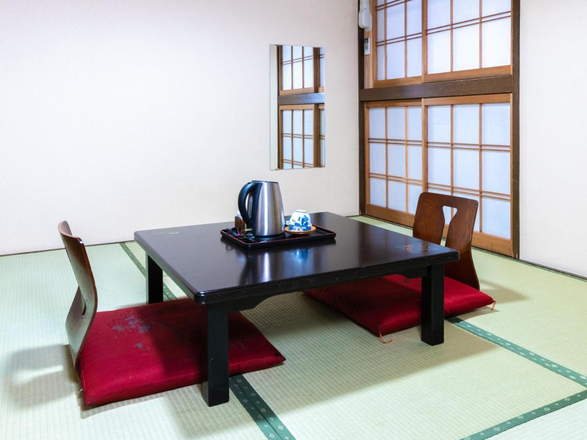 Sakadojo Hotel Minamiuonuma Екстериор снимка