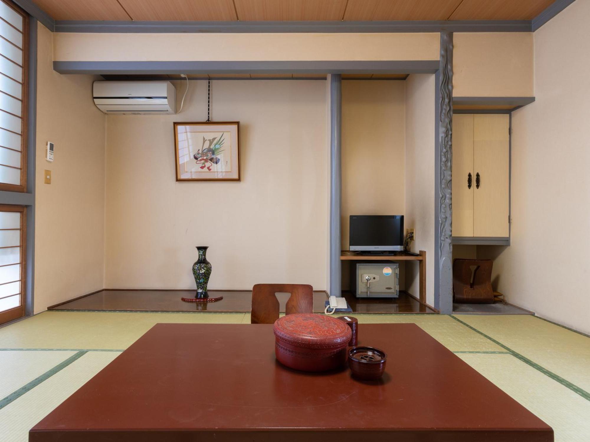 Sakadojo Hotel Minamiuonuma Екстериор снимка
